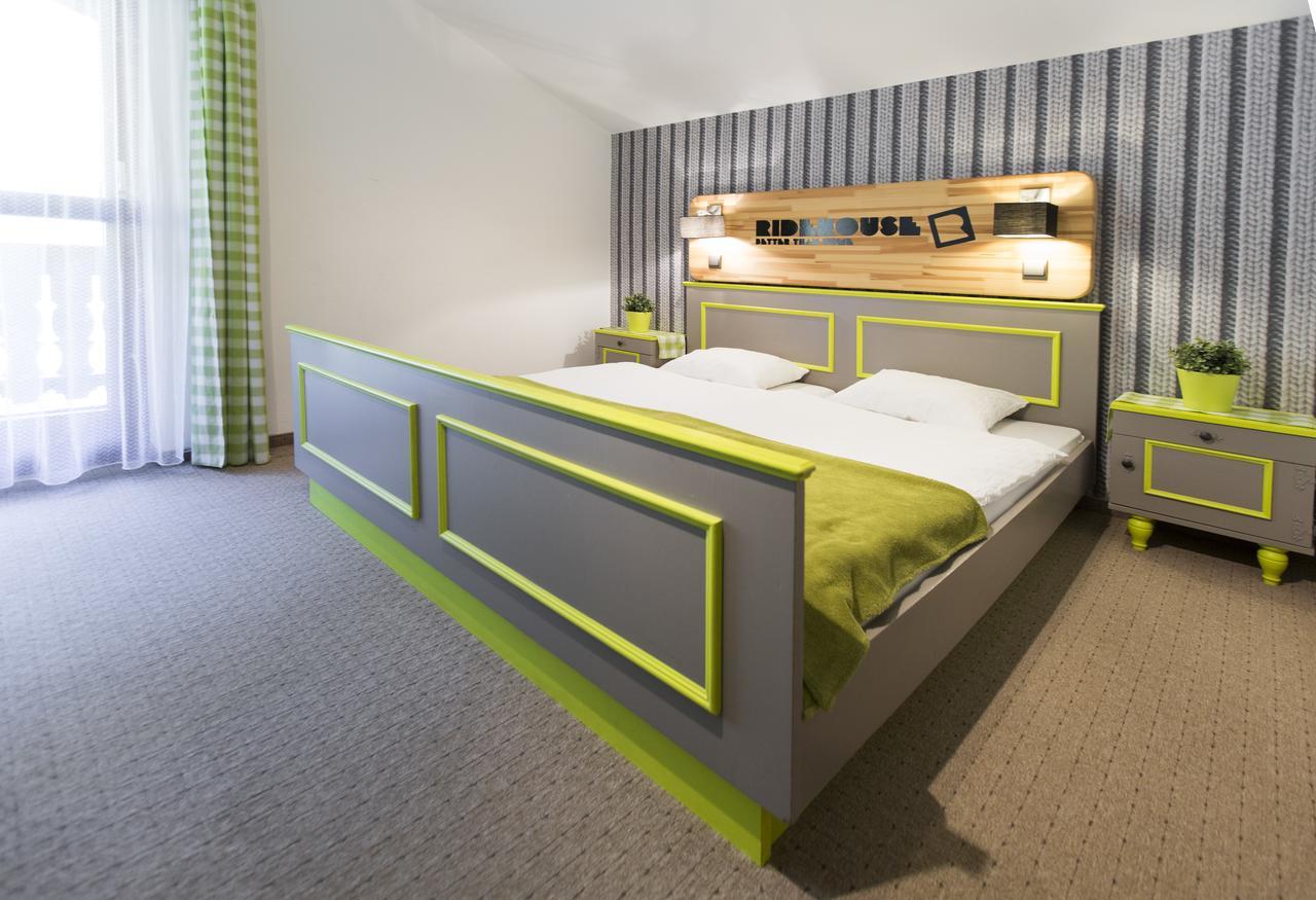 Ridehouse Bed and Breakfast Schladming Eksteriør billede