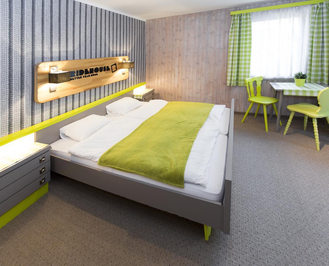 Ridehouse Bed and Breakfast Schladming Eksteriør billede