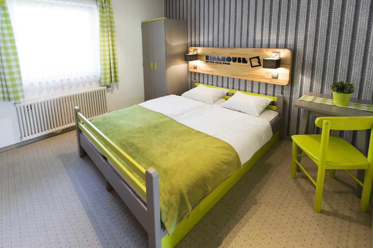 Ridehouse Bed and Breakfast Schladming Eksteriør billede