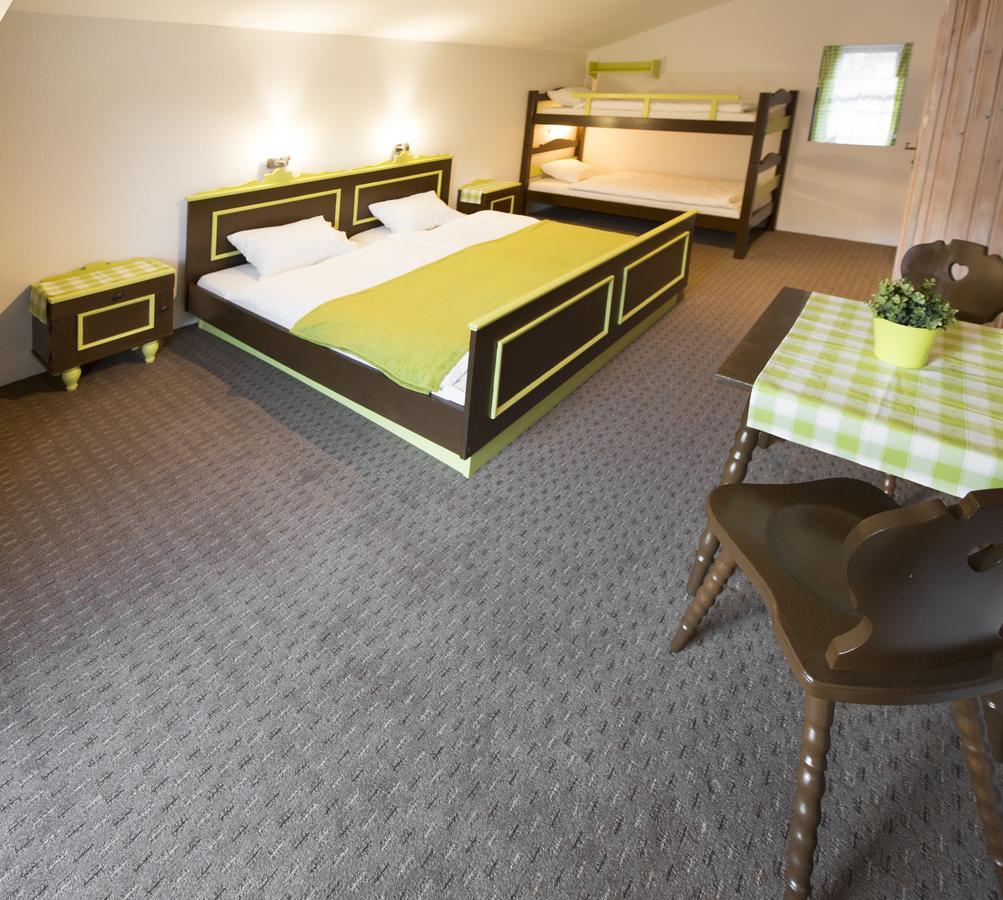 Ridehouse Bed and Breakfast Schladming Eksteriør billede