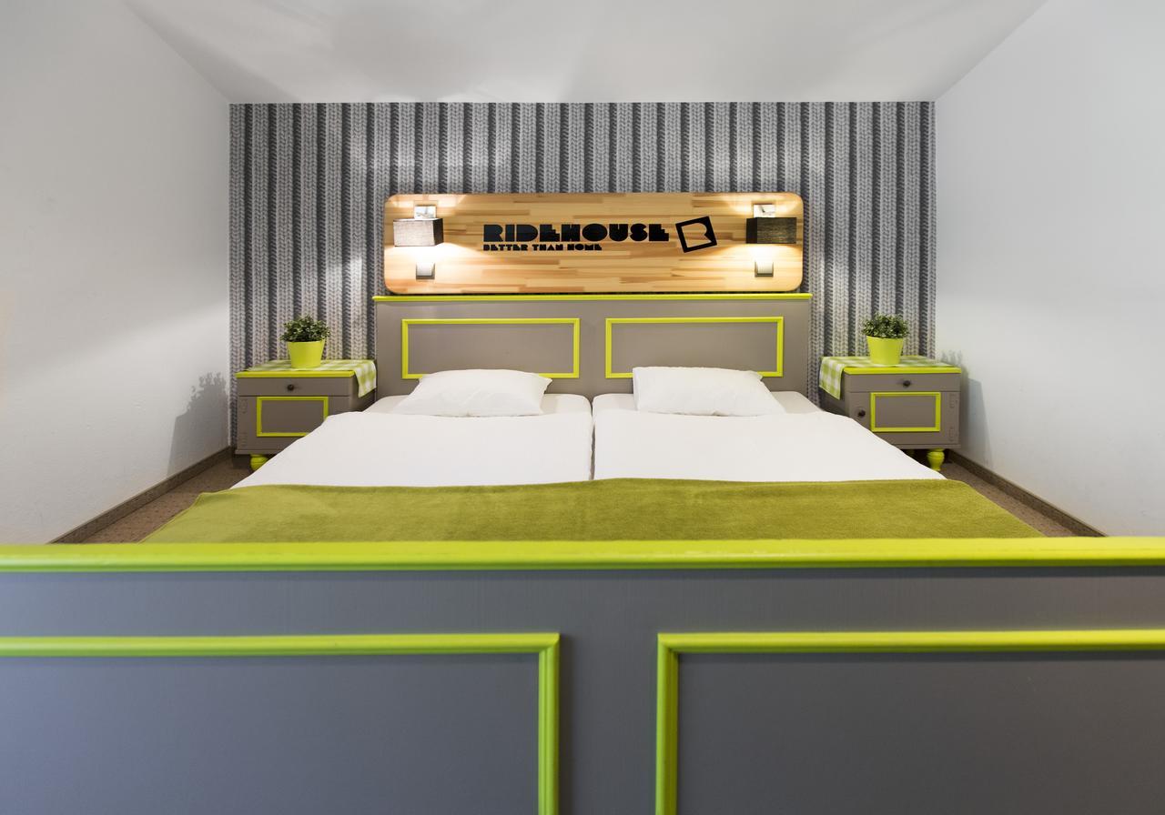 Ridehouse Bed and Breakfast Schladming Eksteriør billede